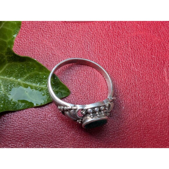 Vintage Green Glitter Sterling Ring Size 8 - Picture 10 of 10